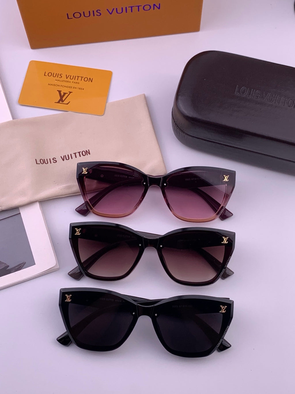 Louis Vuitton L17001 Square Gold Lens Sunglasses for Women - detail image 7
