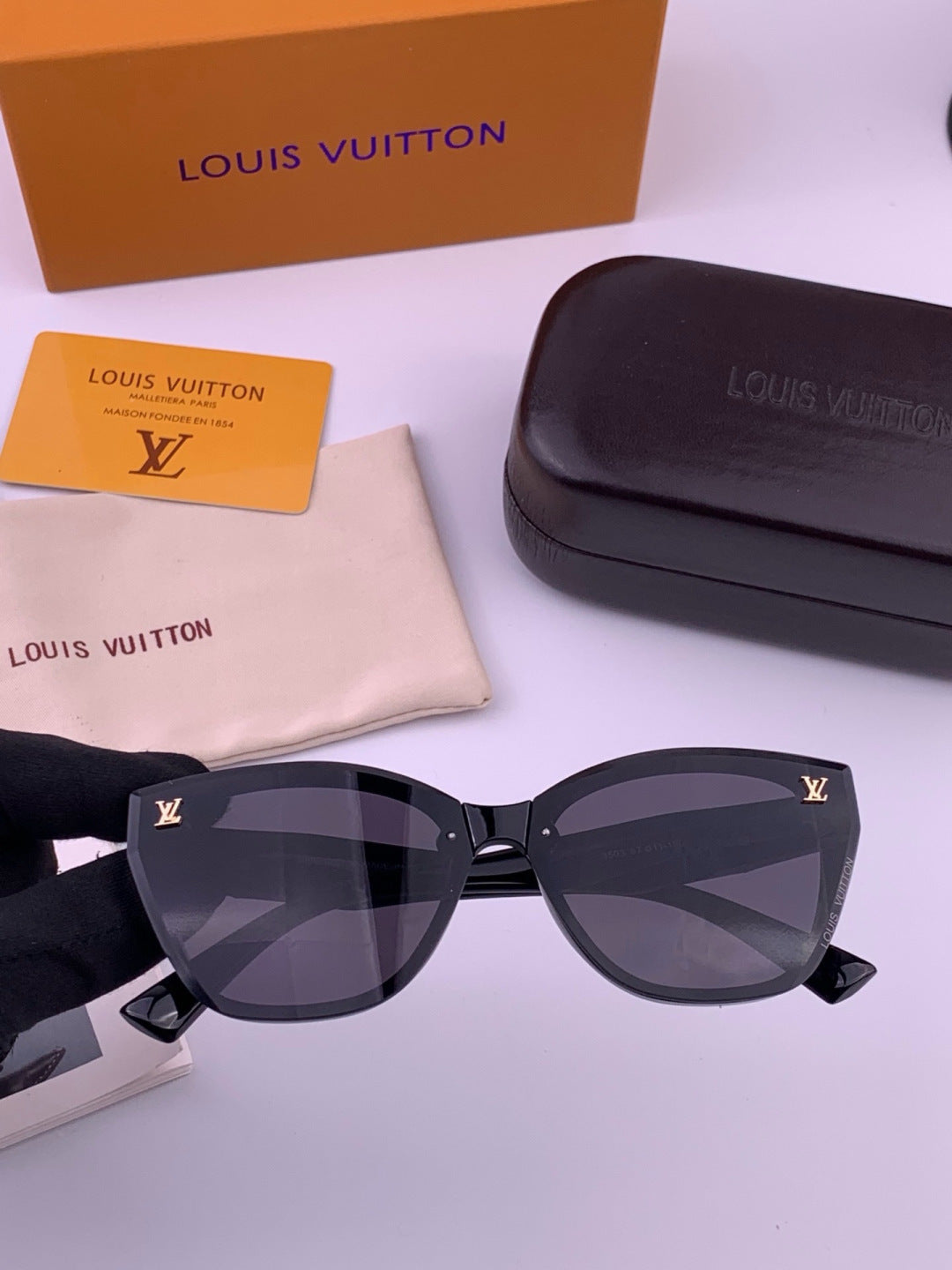 Louis Vuitton L17001 Square Gold Lens Sunglasses for Women