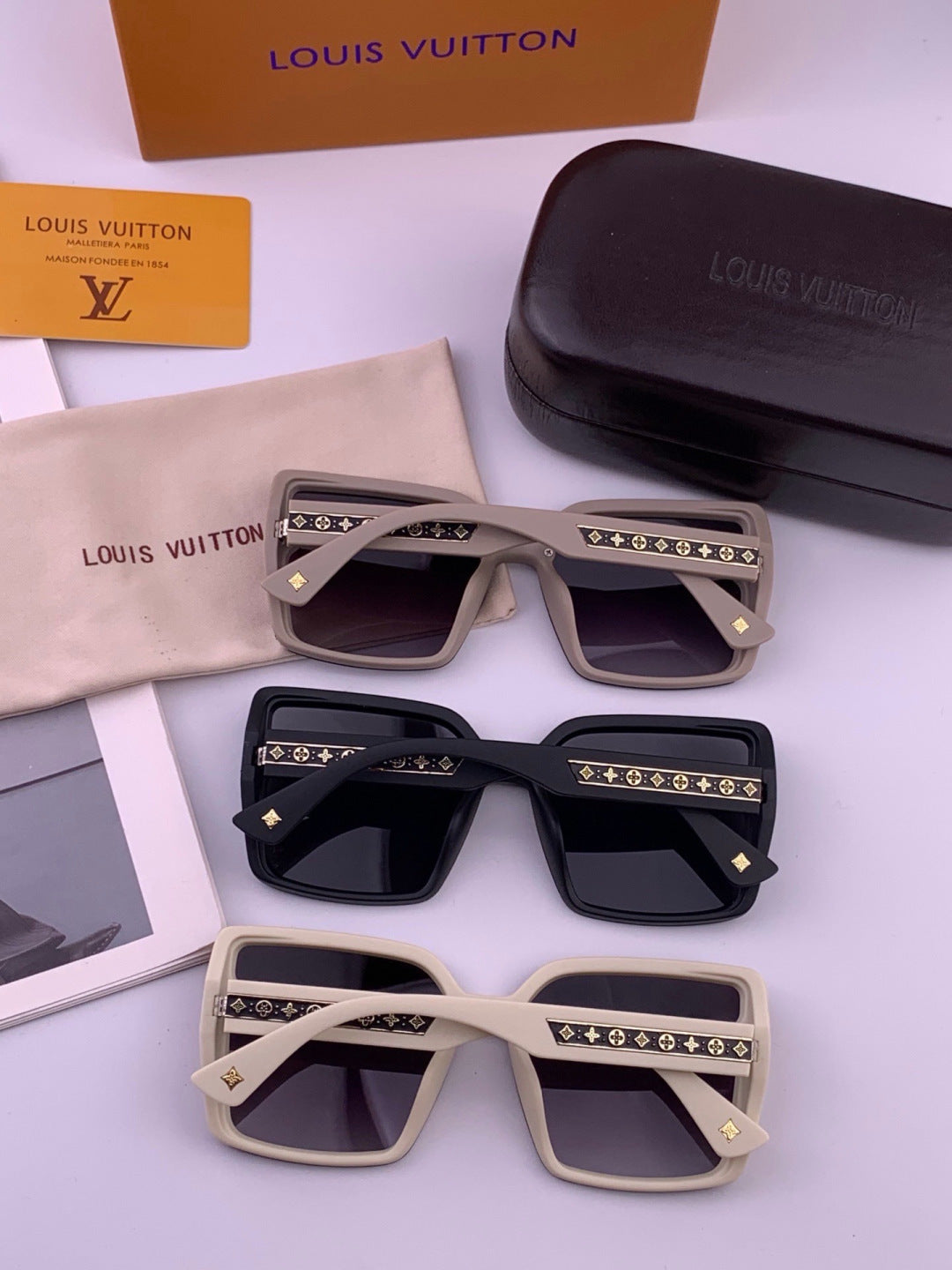 Louis Vuitton Fashion Gold Lens Sunglasses for Men & Women - 414867 - detail image 5