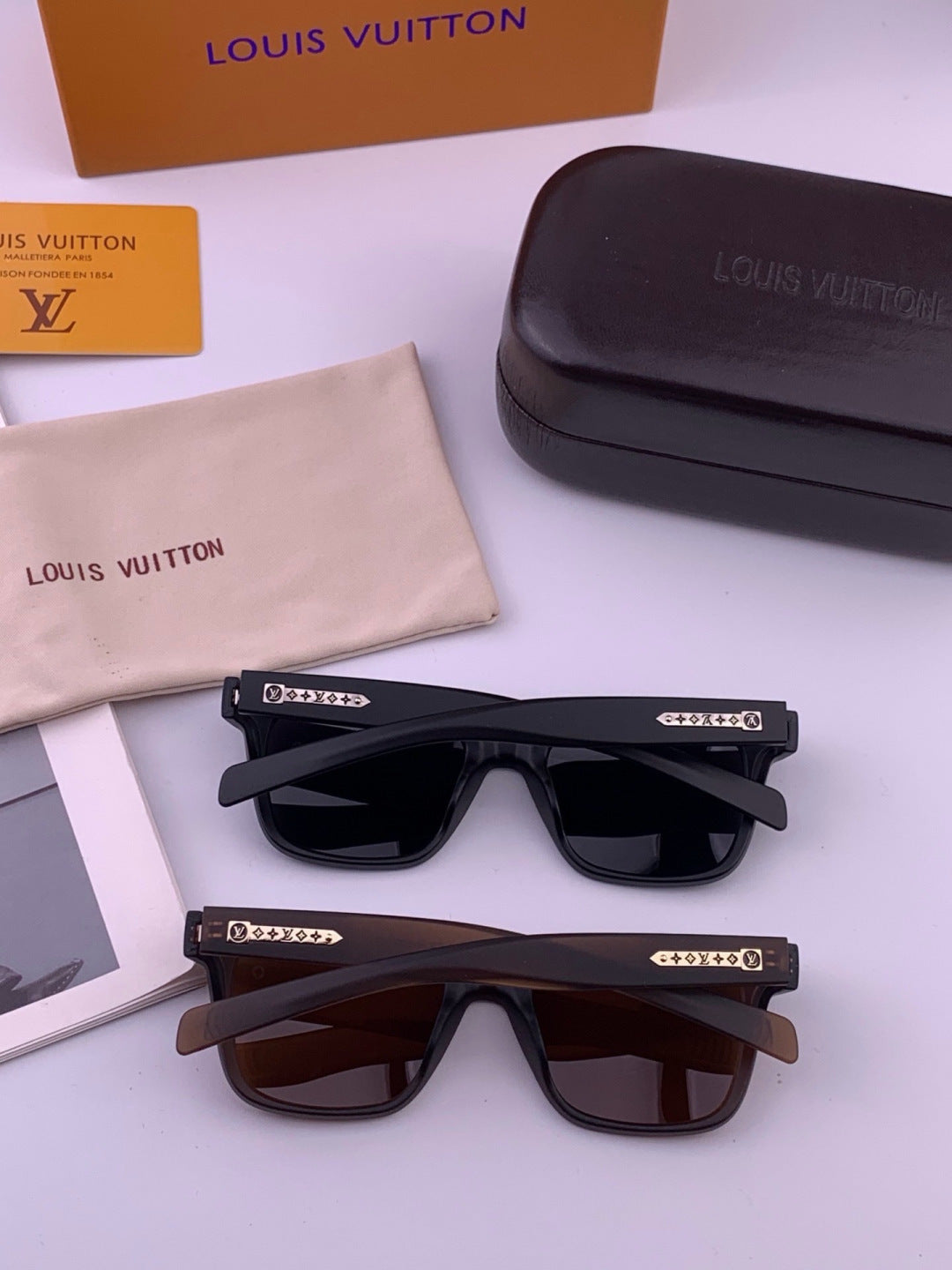 Louis Vuitton Fashion Black Lens Sunglasses for Men & Women - 414869 - detail image 6