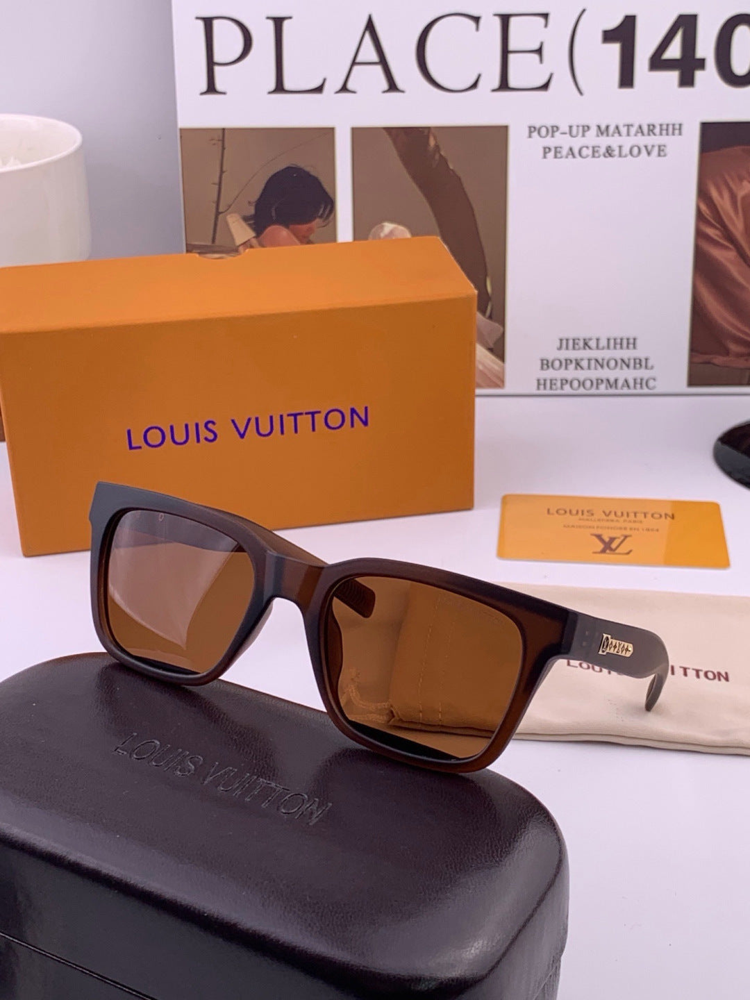 Louis Vuitton Fashion Black Lens Sunglasses for Men & Women - 414869 - detail image 3