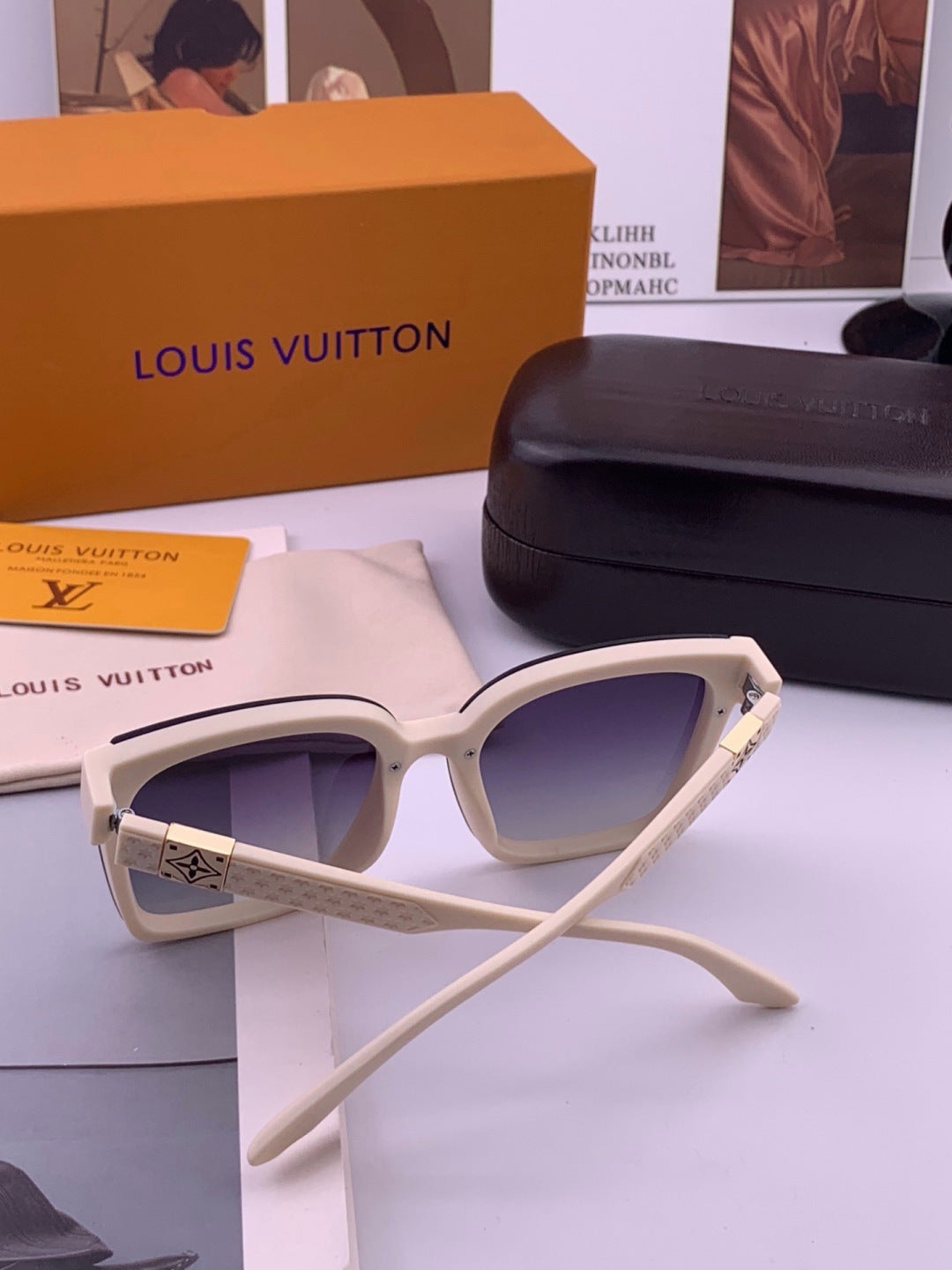 Louis Vuitton L1765 Polarized Square Gold Lens Sunglasses for Men & W - 414870 - detail image 2