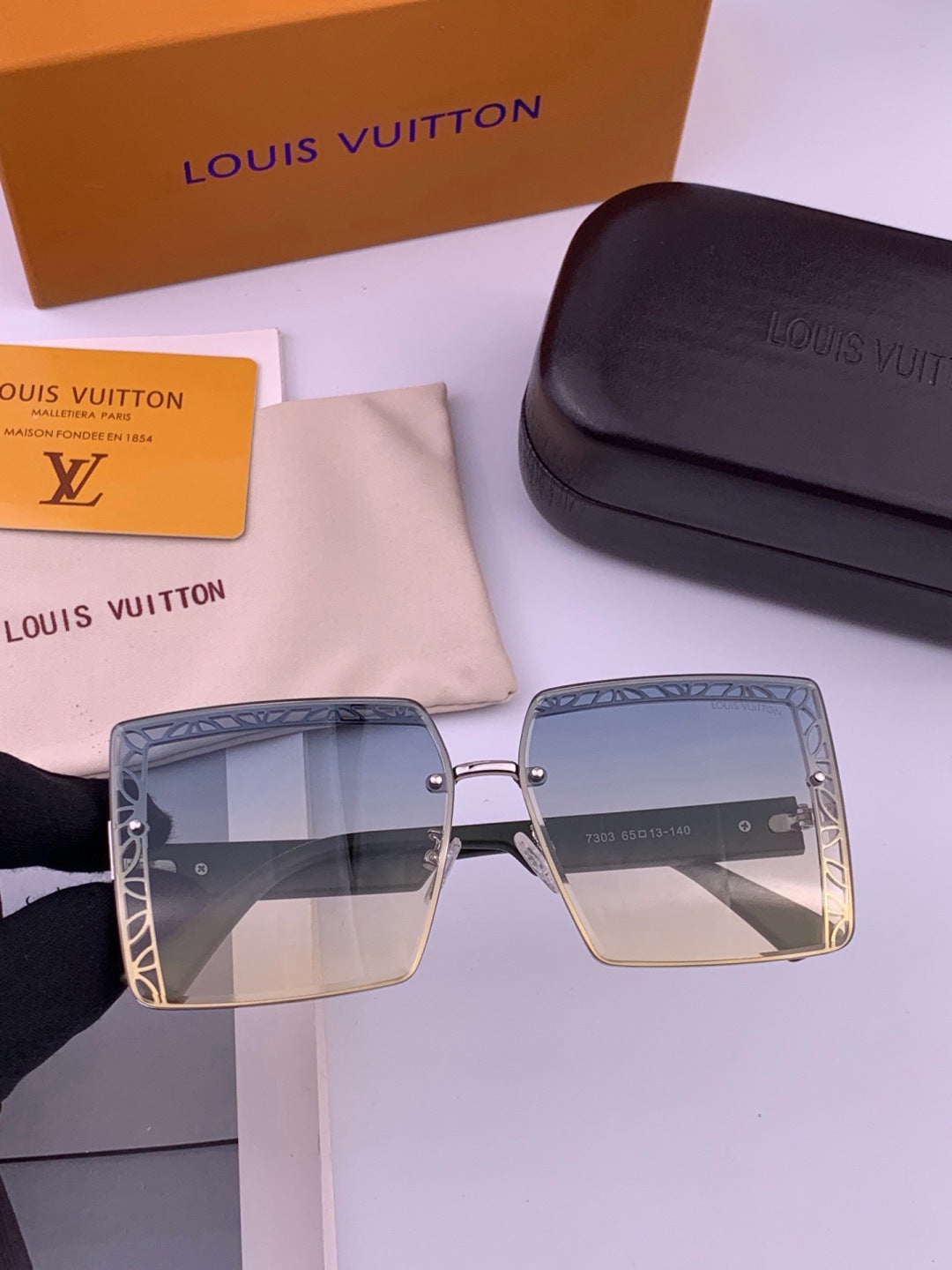 Louis Vuitton L3730 Square Gold Lens Sunglasses for Men & Women - 414871