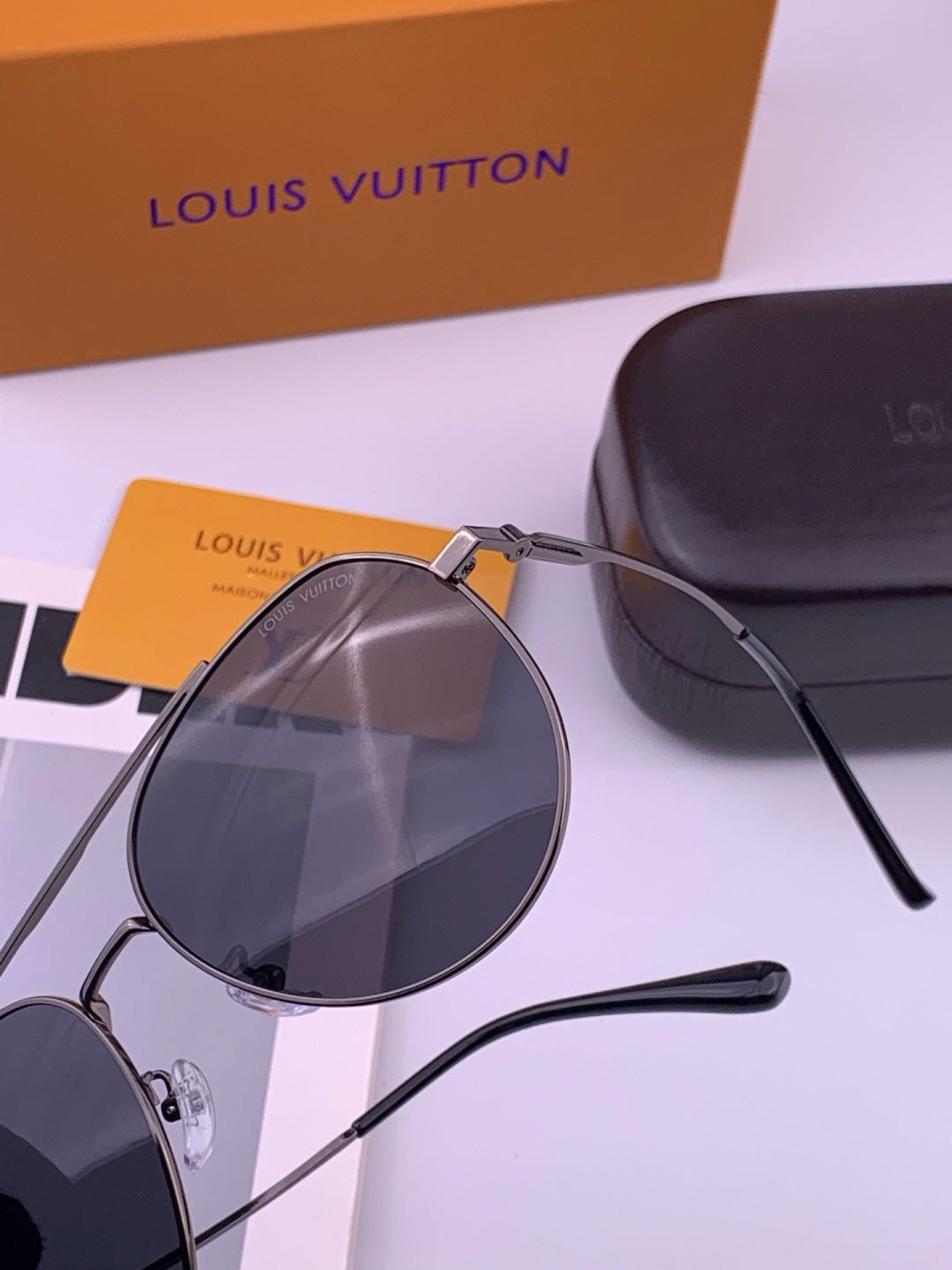 Louis Vuitton L5342 Polarized Aviator Black Lens Sunglasses for Men & - 414855 - detail image 3