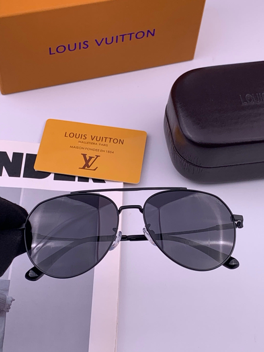 Louis Vuitton L5342 Polarized Aviator Black Lens Sunglasses for Men & - 414856