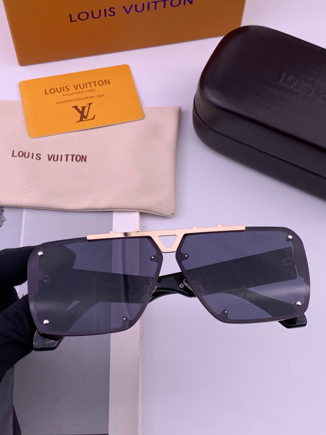 Louis Vuitton L501 Aviator Silver Lens Sunglasses for Men & Women