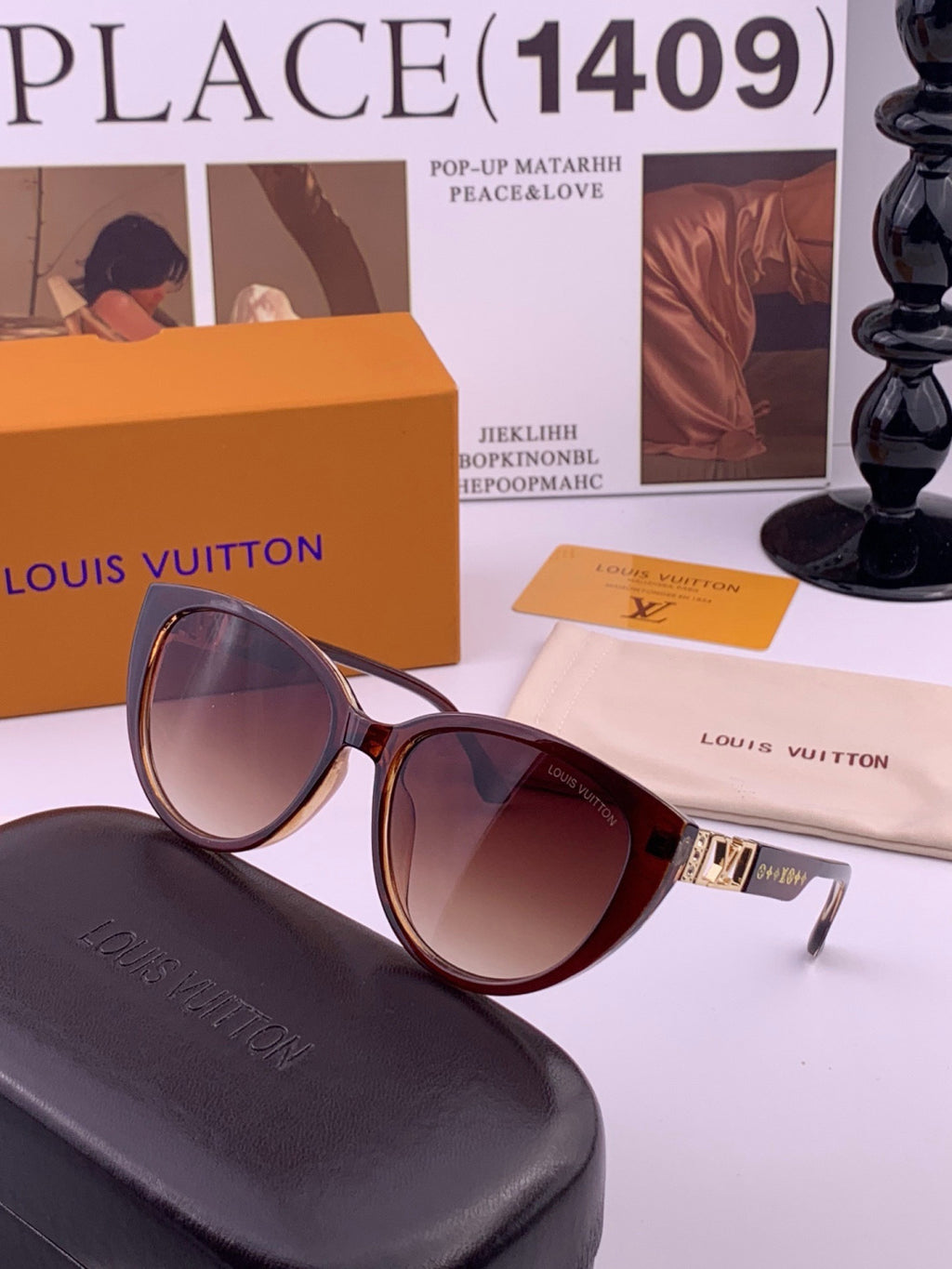 Louis Vuitton L15803 Square Black Lens Sunglasses for Women - 414841 - detail image 4