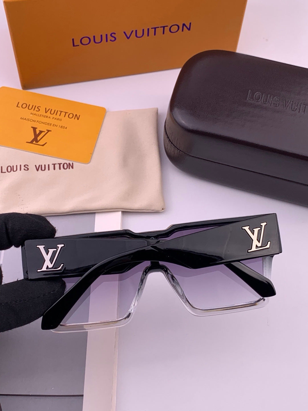 Louis Vuitton L7600 Square Black Lens Sunglasses for Women - 414843 - detail image 6