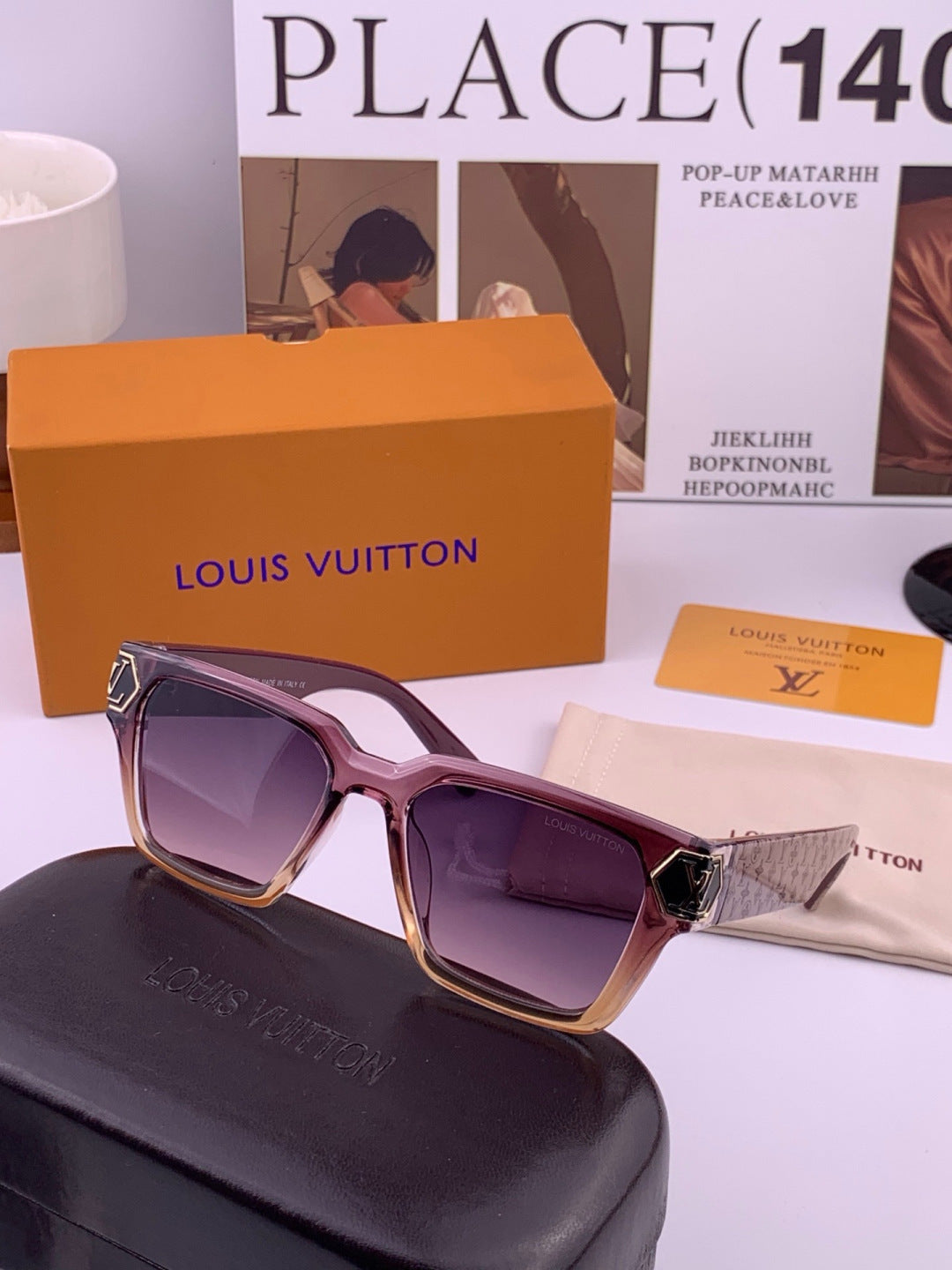Louis Vuitton Fashion Gold Lens Sunglasses for Men & Women - 414846 - detail image 4