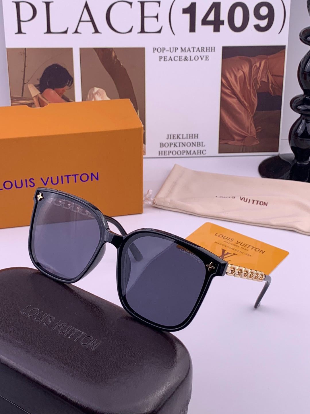 Louis Vuitton L8233 Oversized Gold Lens Sunglasses for Men & Women - 414848 - detail image 2