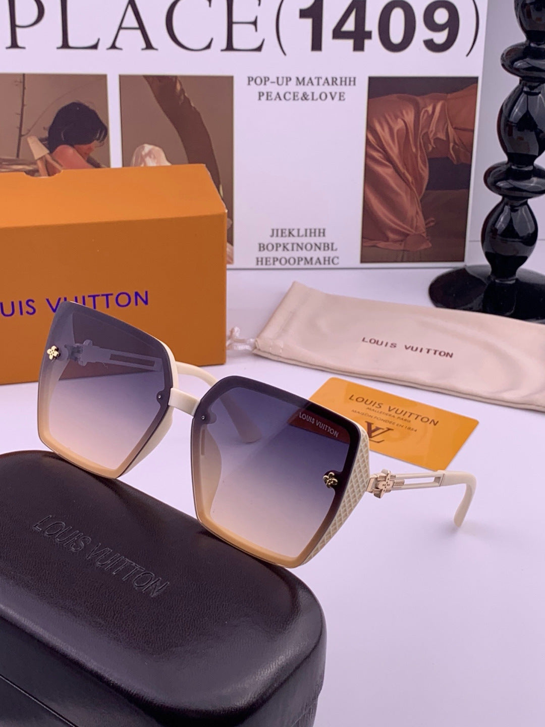 Louis Vuitton L6302 Square Gold Lens Sunglasses for Men & Women - 414849