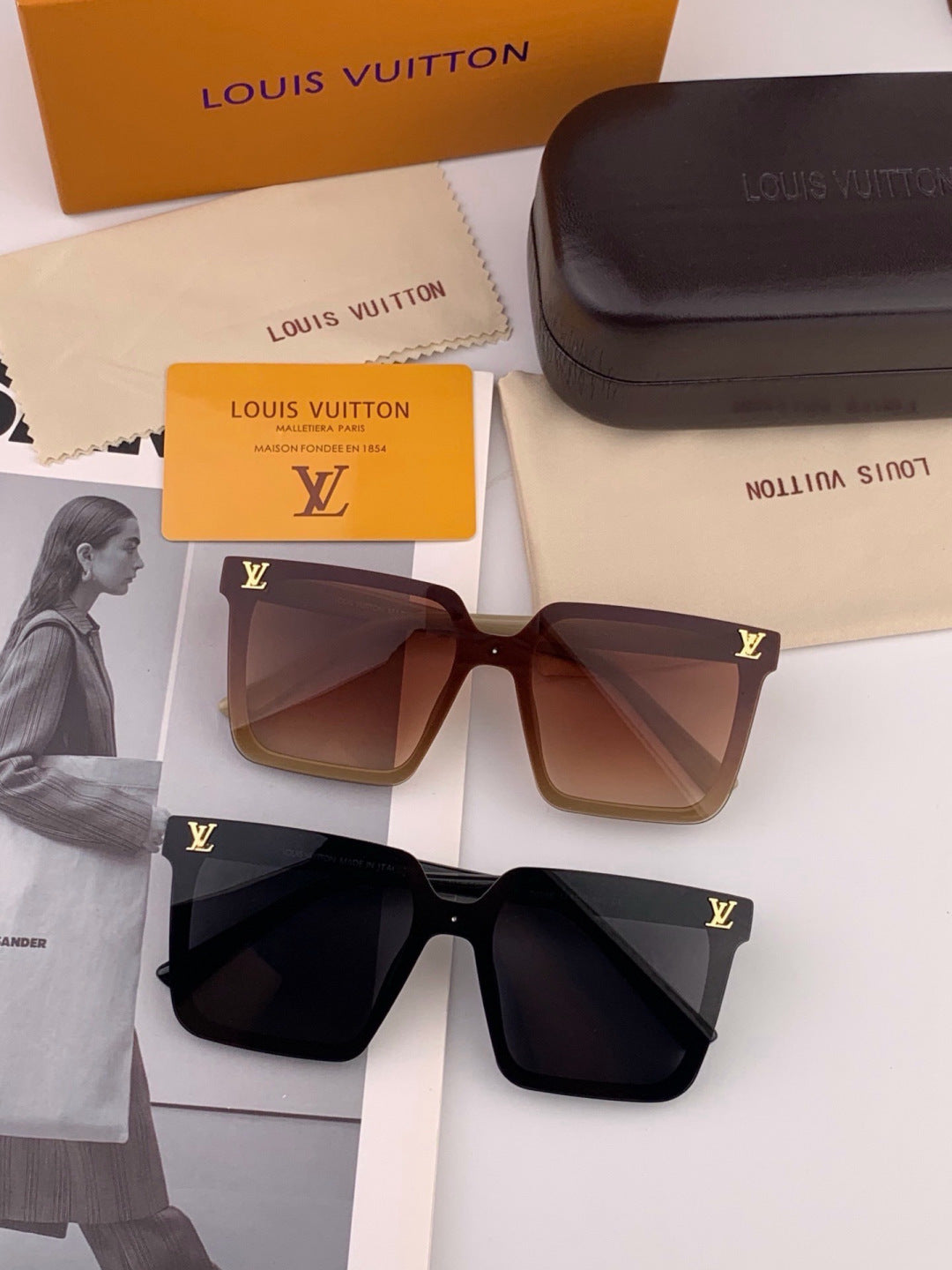 Louis Vuitton L6006 Oversized Black Lens Sunglasses for Men & Women - 414825 - detail image 8