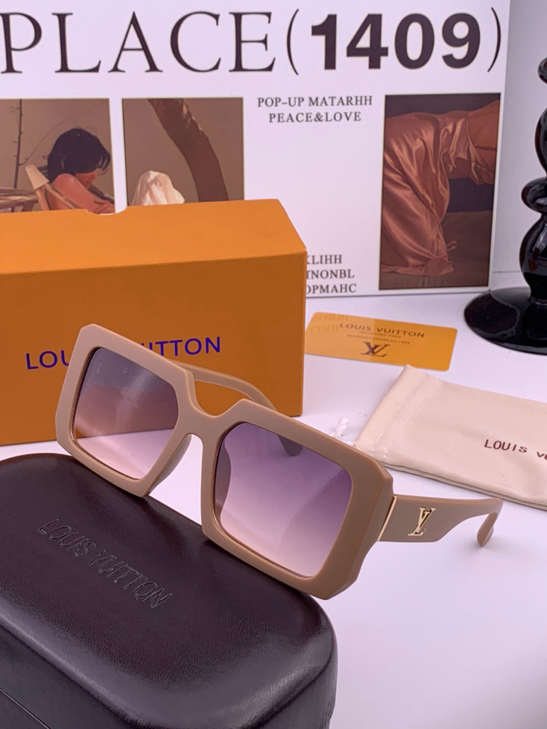 Louis Vuitton L37004 Oversized Red Lens Sunglasses for Men & Women - 414828