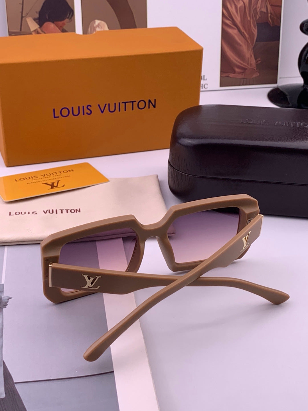 Louis Vuitton L37004 Oversized Red Lens Sunglasses for Men & Women - 414828 - detail image 6