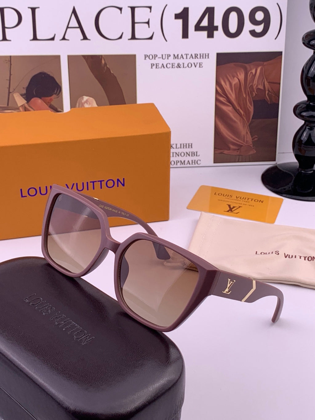 Louis Vuitton L77004 Oversized Purple Lens Sunglasses for Men & Women - 414830