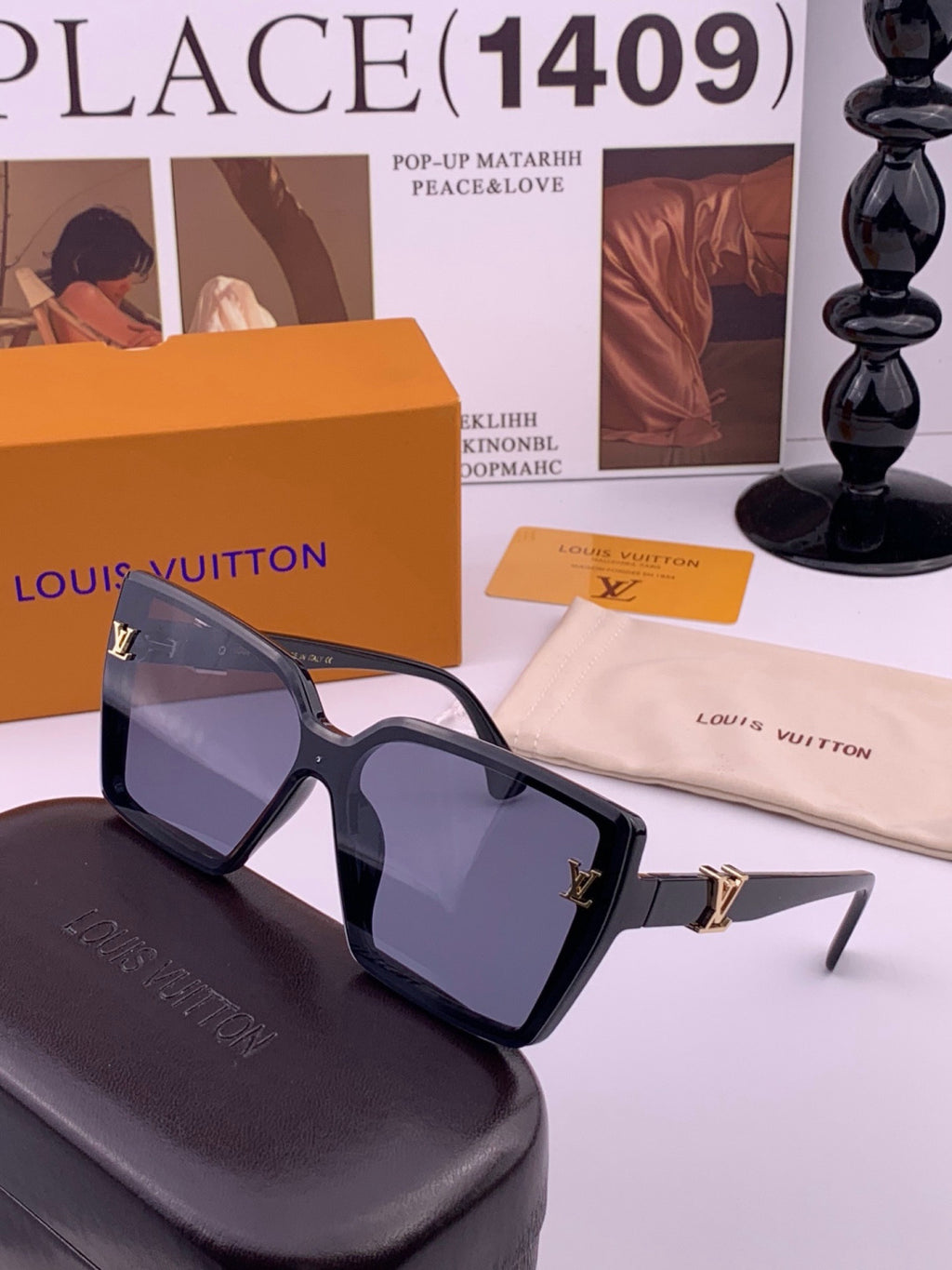 Louis Vuitton L57002 Oversized Black Lens Sunglasses for Men & Women - 414837 - detail image 2