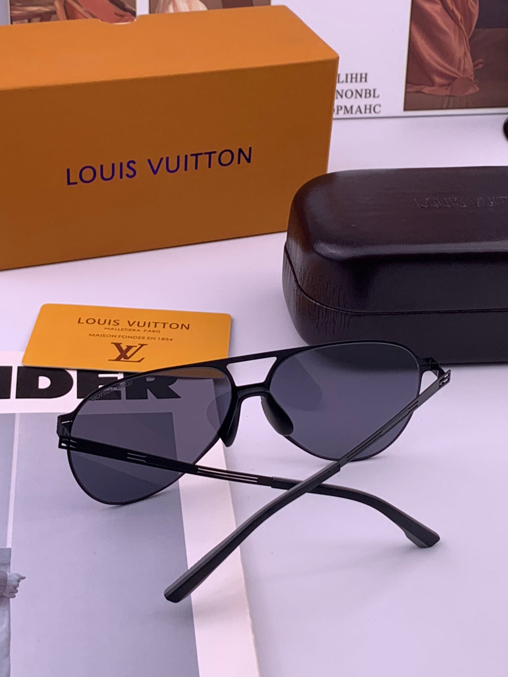 Louis Vuitton L199 Fashion Gold Lens Sunglasses for Men & Women - 414818 - detail image 6