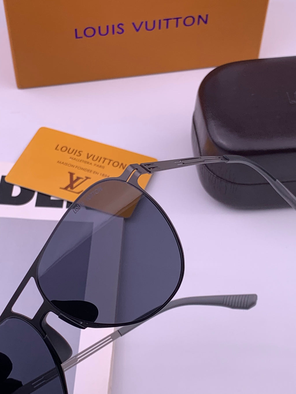 Louis Vuitton L199 Fashion Black Lens Sunglasses for Men & Women - 414820 - detail image 3