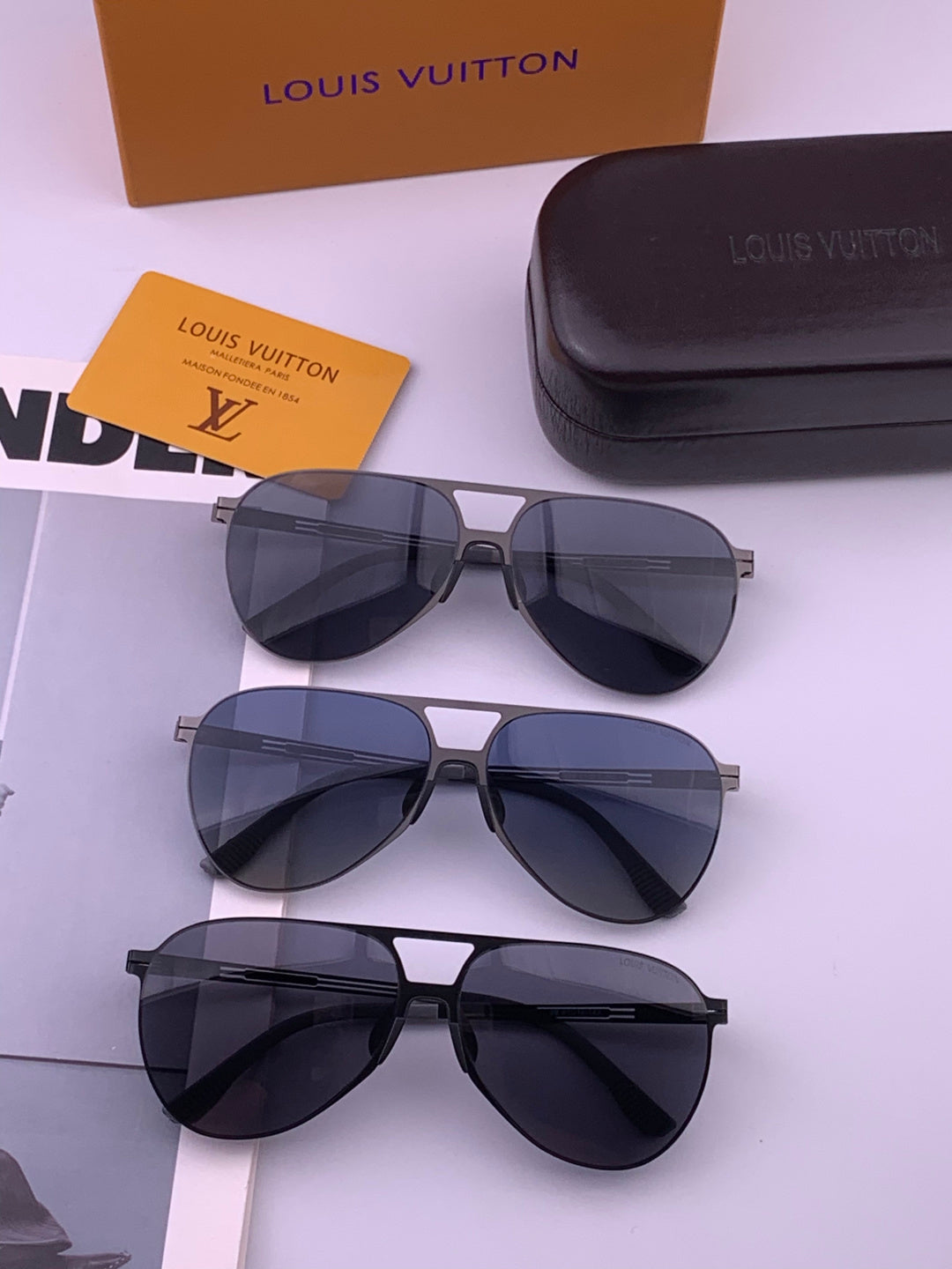 Louis Vuitton L199 Fashion Black Lens Sunglasses for Men & Women - 414820 - detail image 7