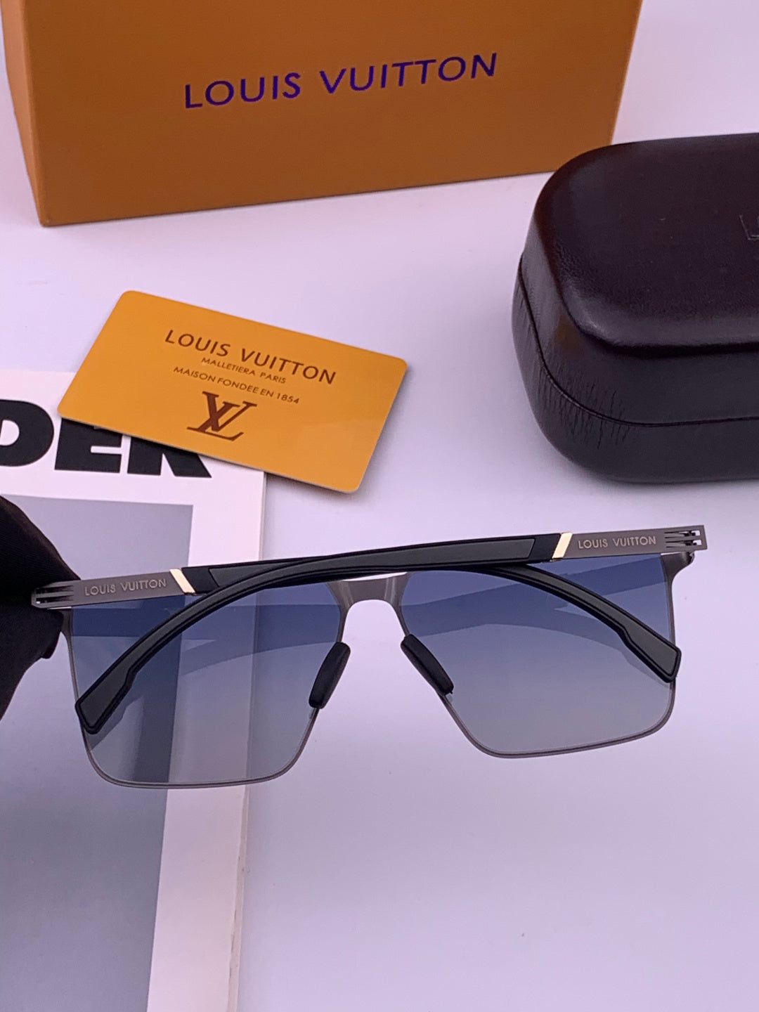 Louis Vuitton L616 Fashion Brown Lens Sunglasses for Men & Women - 414822 - detail image 6