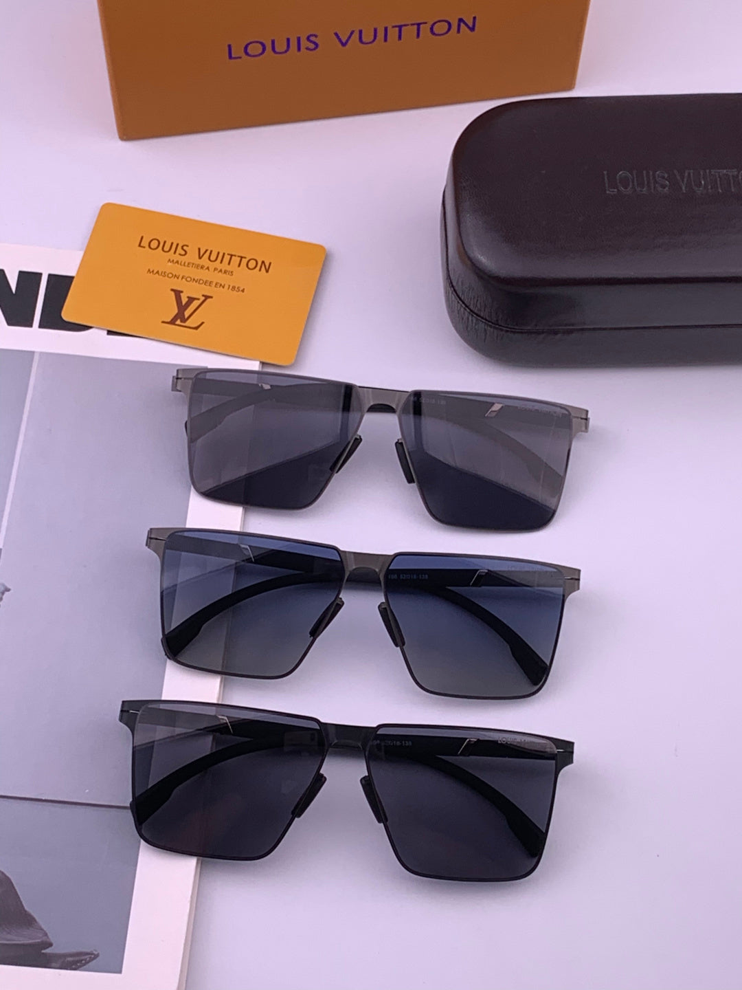 Louis Vuitton L616 Fashion Gold Lens Sunglasses for Men & Women - 414823 - detail image 7
