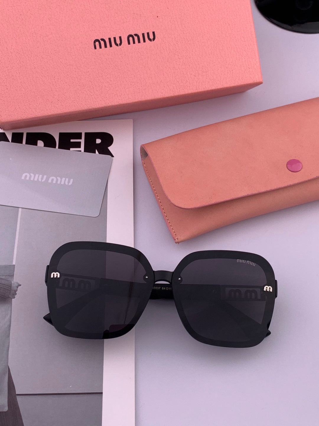 Miu Miu M4304 Fashion Gold Lens Sunglasses for Men & Women - 449725 - detail image 2