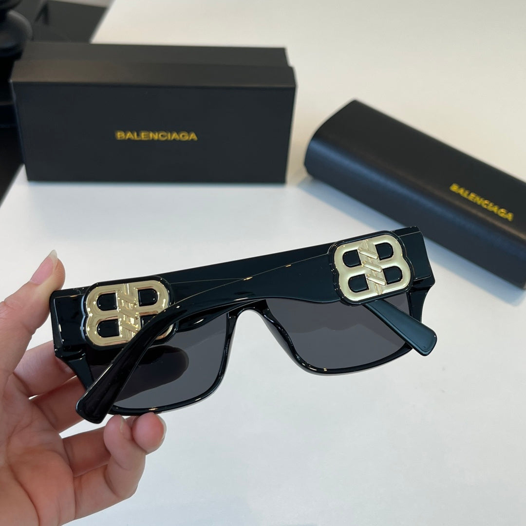 Balenciaga Rectangular Black Lens Sunglasses for Men & Women - 449655 - detail image 6