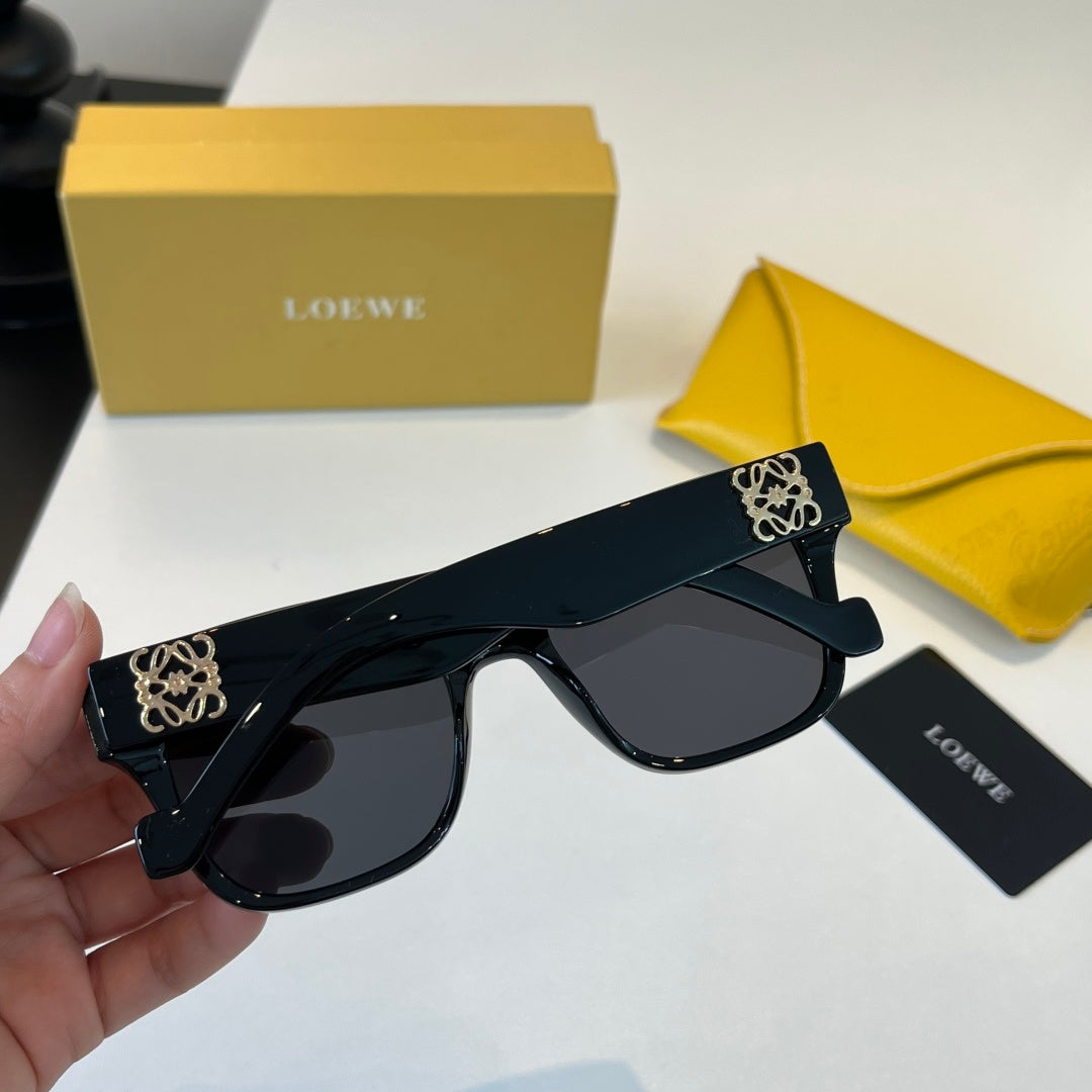 Loewe Fashion Black Lens Sunglasses for Men & Women - detail image 7