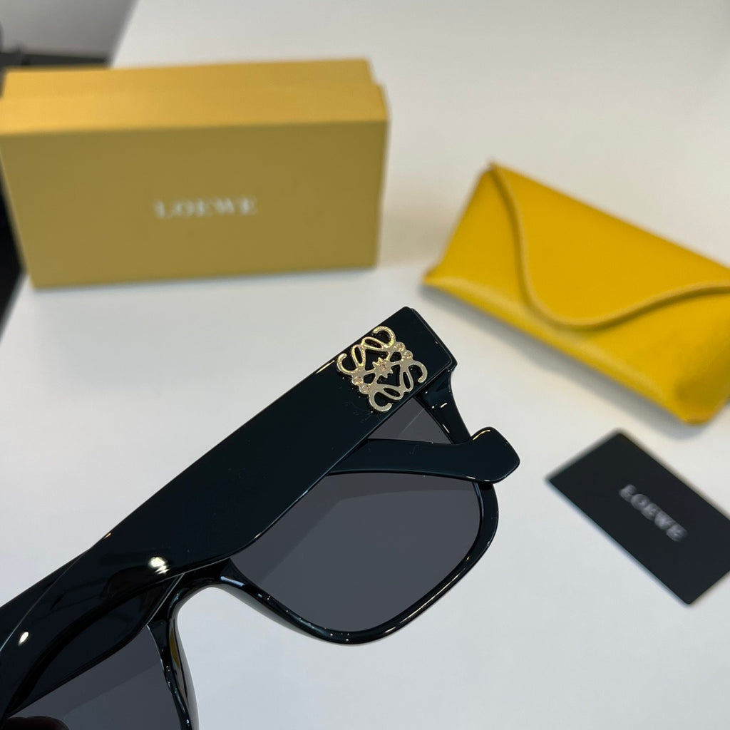 Loewe Fashion Black Lens Sunglasses for Men & Women - detail image 6