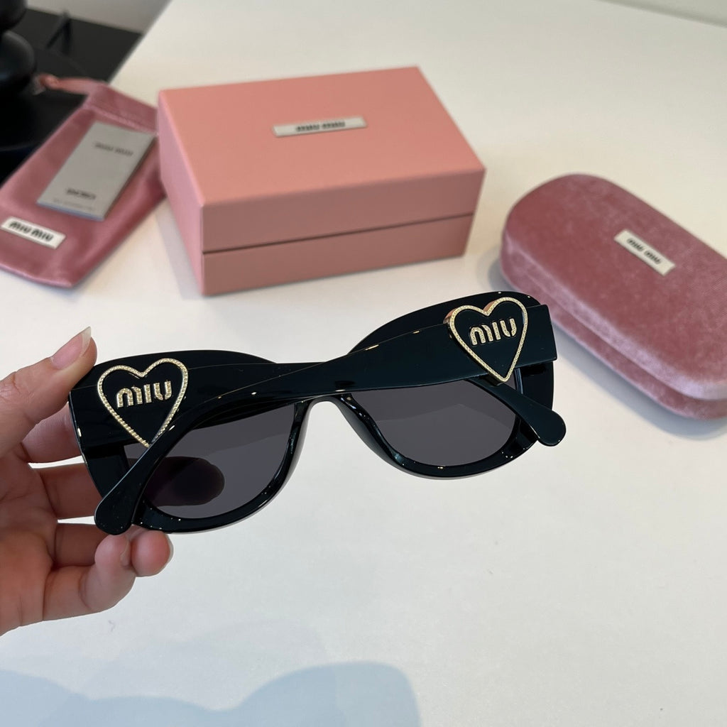 Miu Miu Fashion Black Lens Sunglasses for Men & Women - 449738 - detail image 8