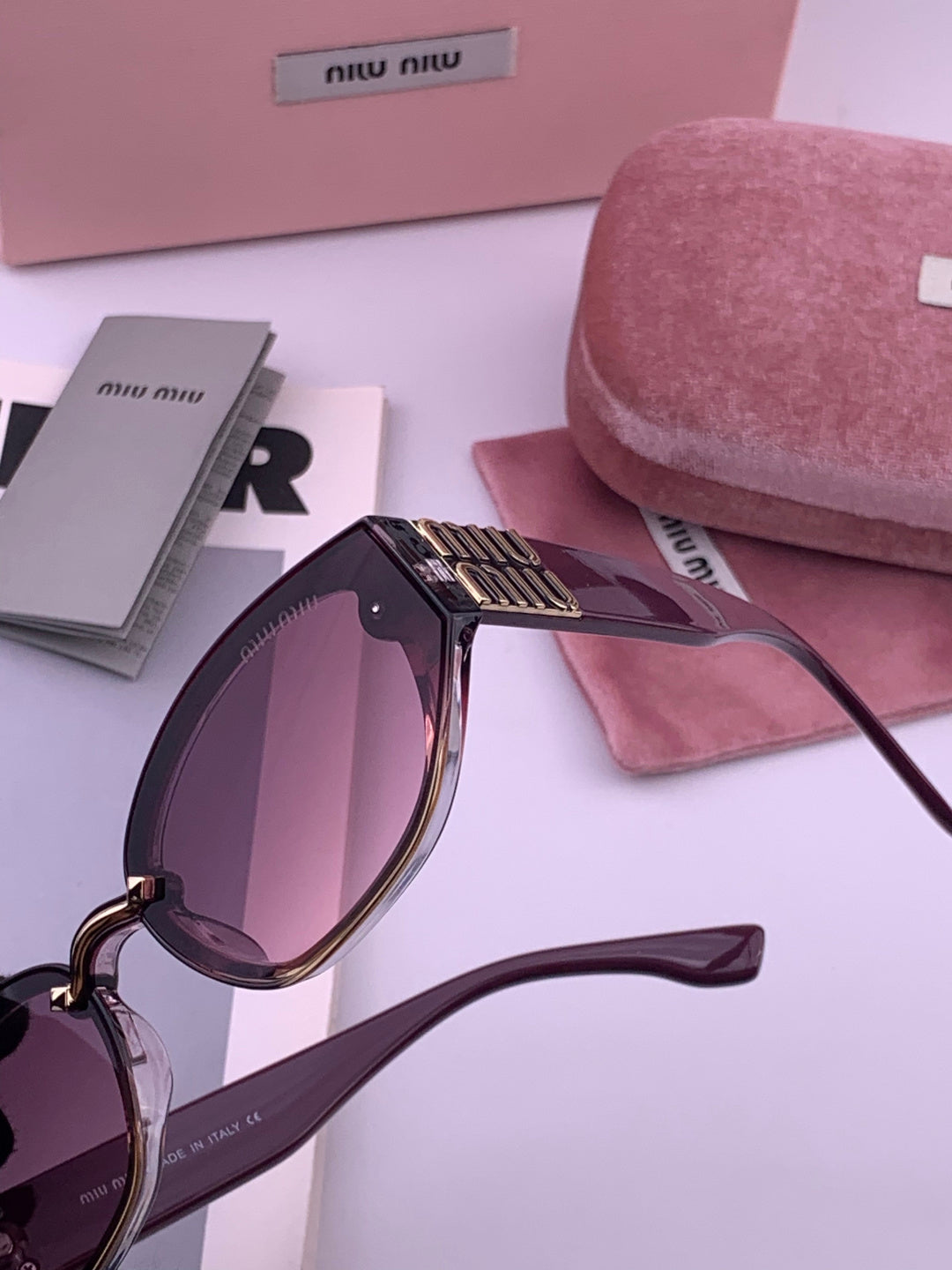 Miu Miu M7350 Fashion Purple Lens Sunglasses for Men & Women - 466164 - detail image 3