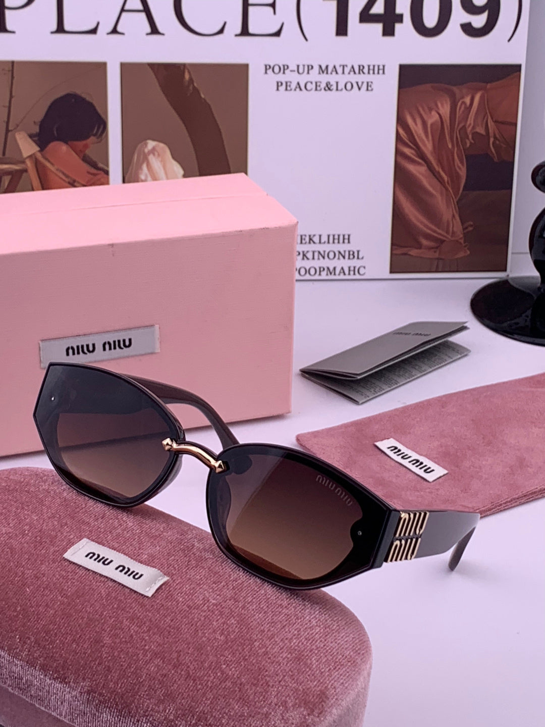 Miu Miu M7350 Fashion Black Lens Sunglasses for Men & Women - 466166 - detail image 2