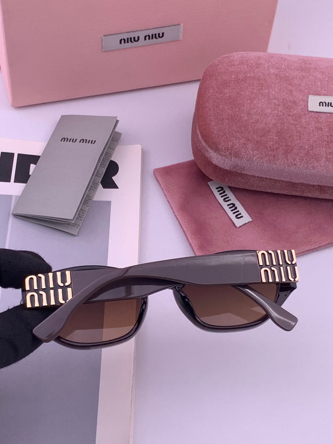 Miu Miu M7350 Fashion Black Lens Sunglasses for Men & Women - 466166 - detail image 4