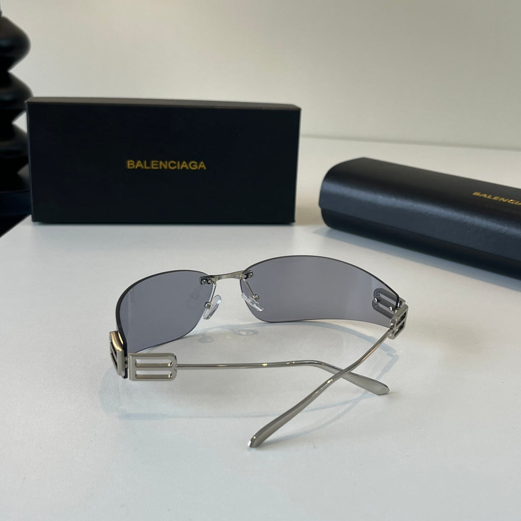 Balenciaga Rectangular Silver Lens Sunglasses for Men & Women - 466022 - detail image 5