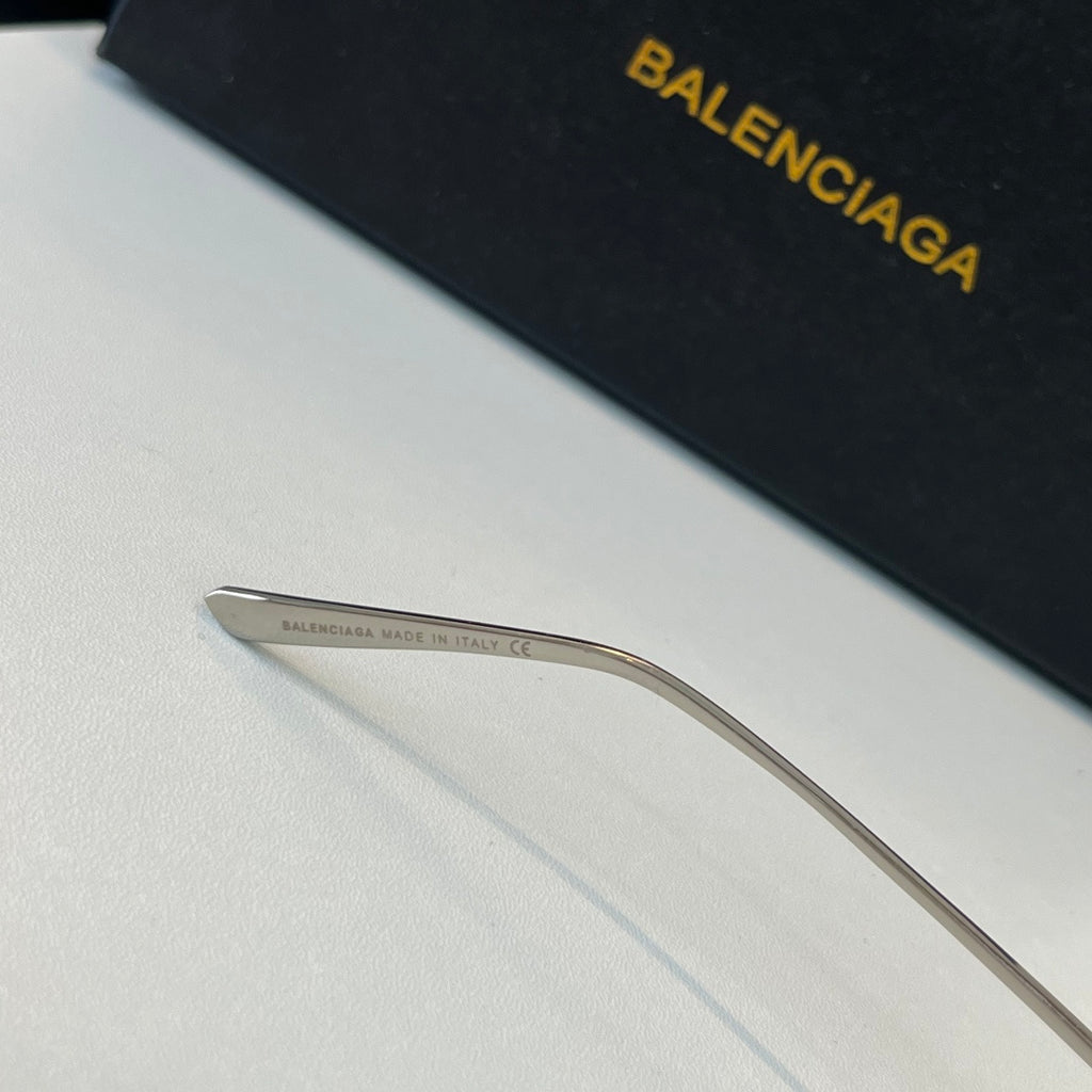 Balenciaga Rectangular Silver Lens Sunglasses for Men & Women - 466022 - detail image 7