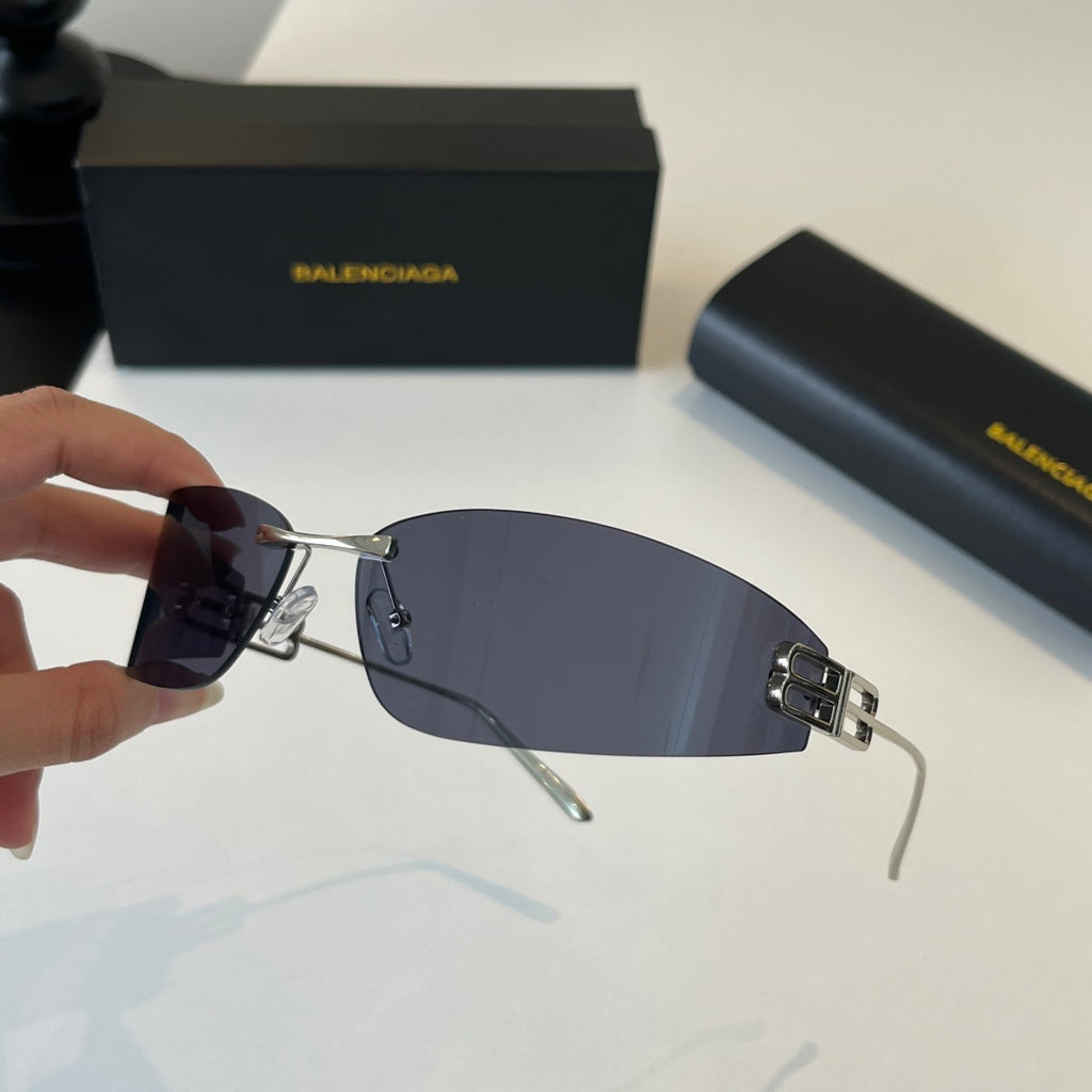 Balenciaga Rectangular Silver Lens Sunglasses for Men & Women - 466020 - detail image 6
