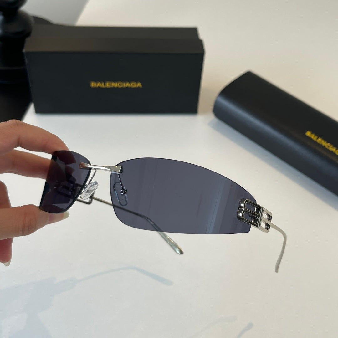 Balenciaga Rectangular Silver Lens Sunglasses for Men & Women - 466020 - detail image 6