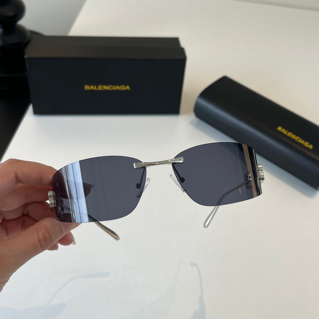 Balenciaga Rectangular Silver Lens Sunglasses for Men & Women - 487540 - detail image 7