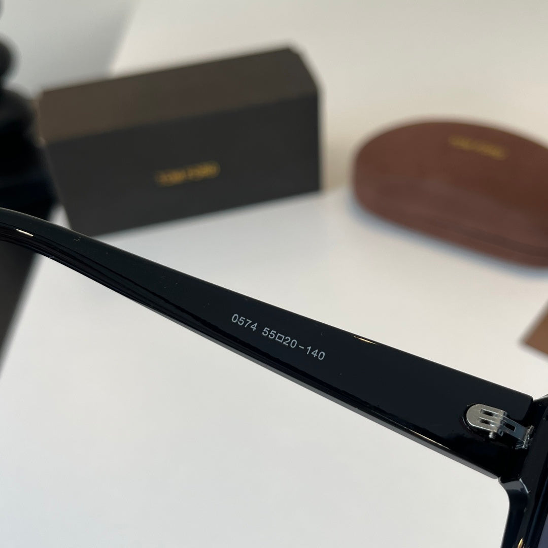 Tom Ford Fashion Black Lens Sunglasses for Men & Women - 466301 - detail image 9
