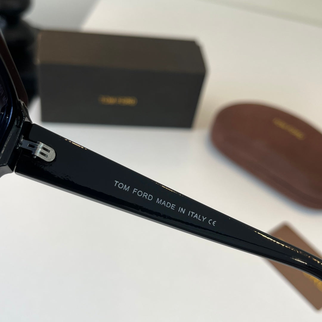 Tom Ford Fashion Blue Lens Sunglasses for Men & Women - 466302 - detail image 10