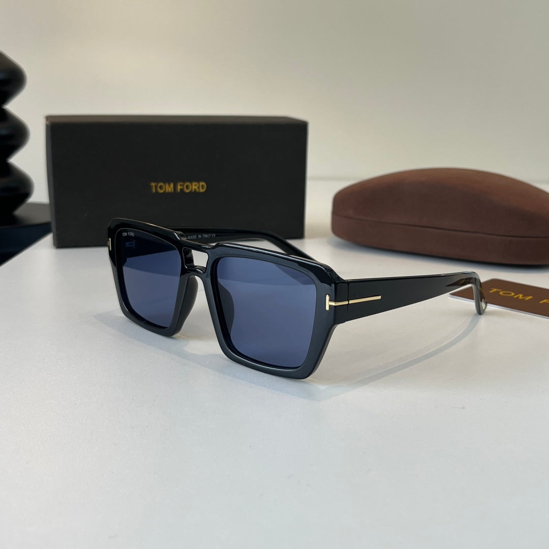 Tom Ford Fashion Blue Lens Sunglasses for Men & Women - 466302 - detail image 3