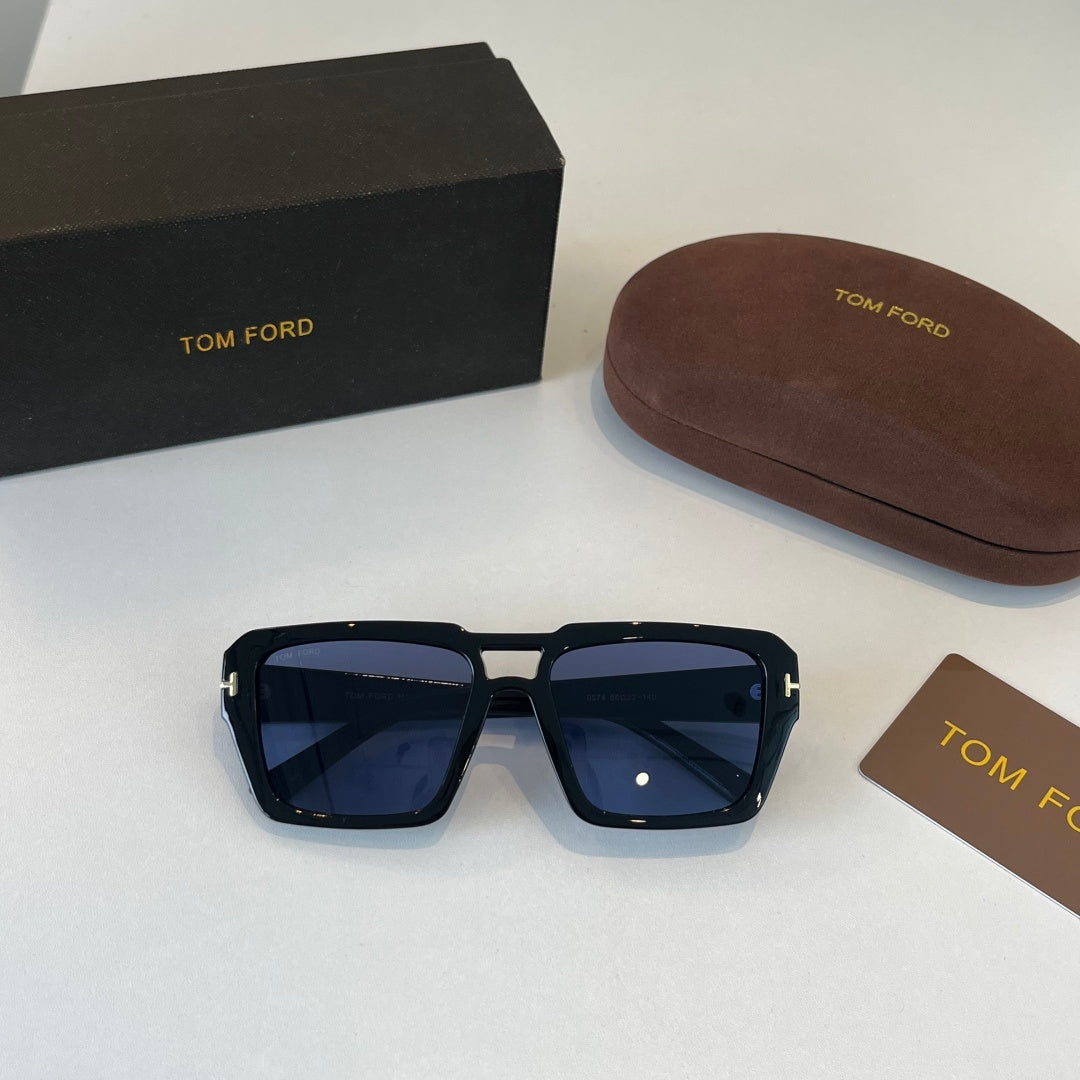 Tom Ford Fashion Blue Lens Sunglasses for Men & Women - detail image 4