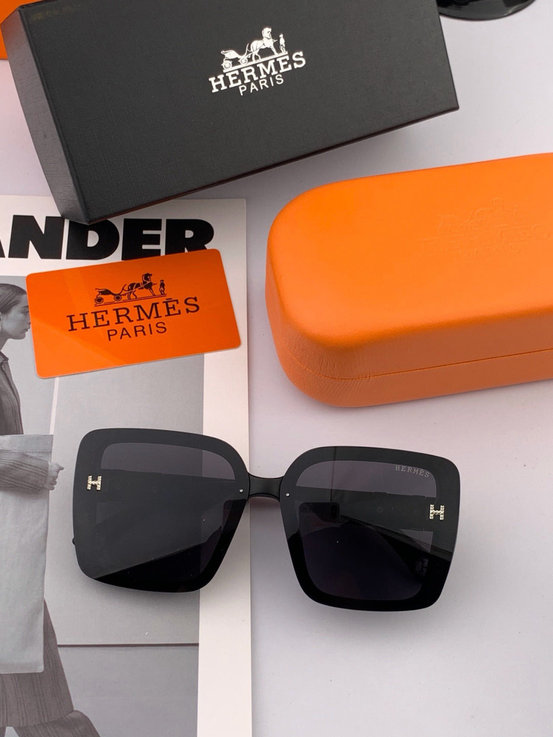 Hermès H2304 Square Pink Lens Sunglasses for Men & Women - 466442 - detail image 2