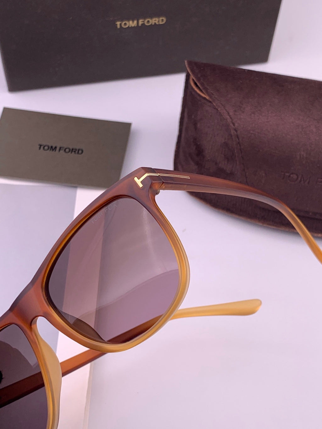 Tom Ford TF6220 Polarized Fashion Red Lens Sunglasses for Men & Women - 466332 - detail image 3