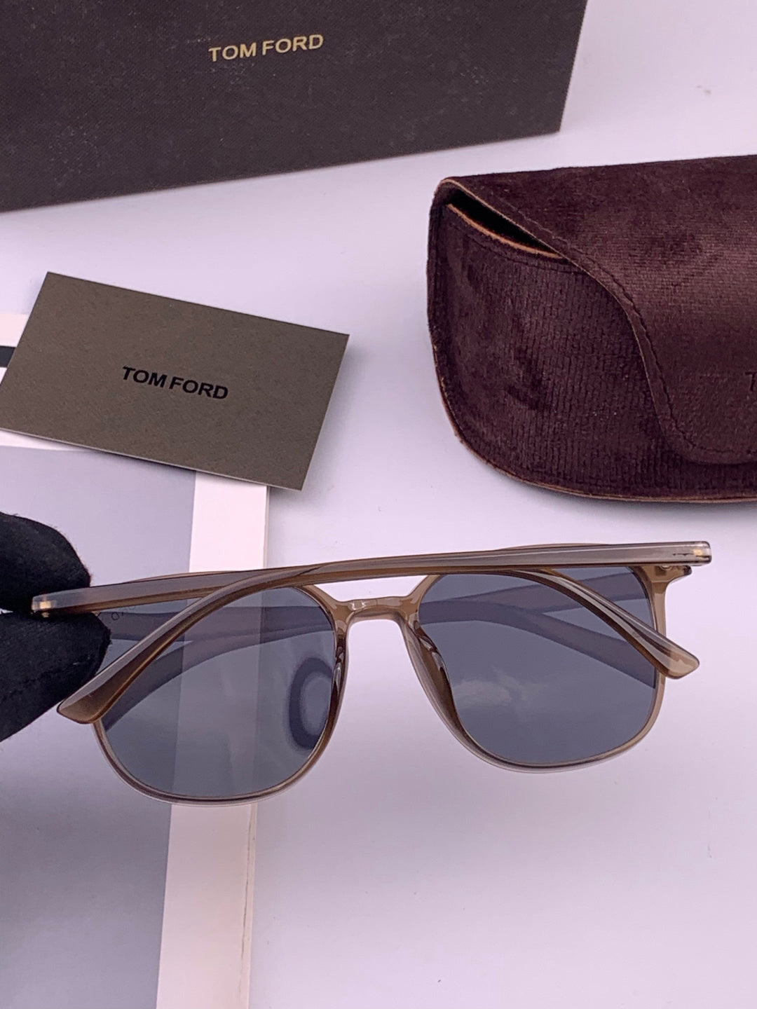 Tom Ford TF32037 Polarized Fashion Gray Lens Sunglasses for Men & Wom - 466336 - detail image 4