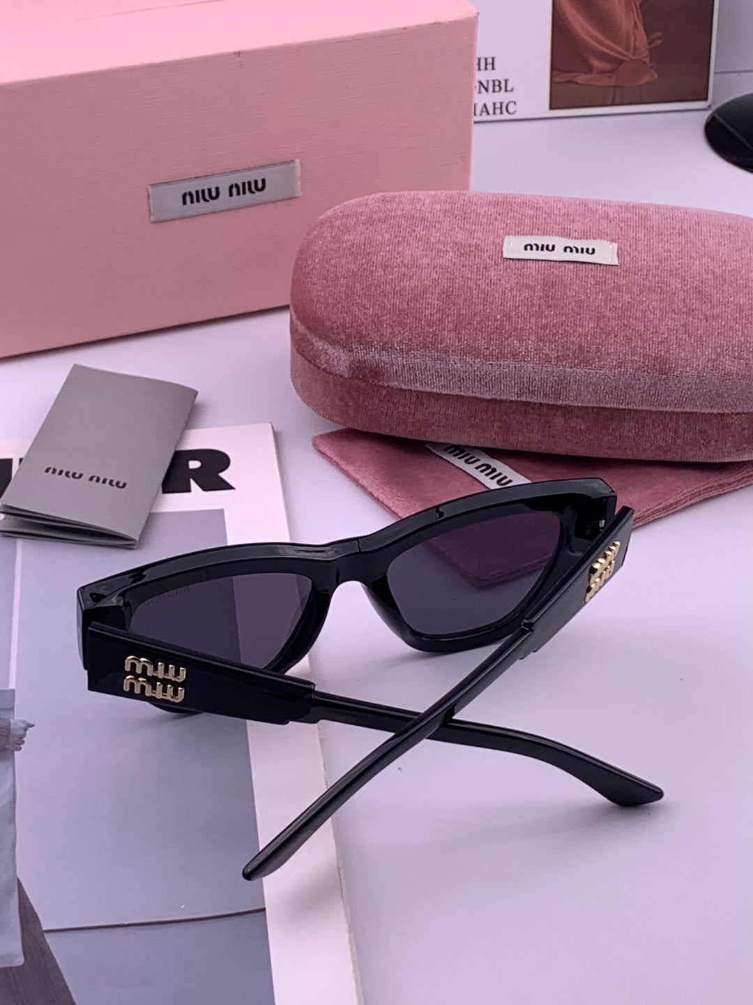 Miu Miu M8232 Fashion Brown Lens Sunglasses for Men & Women - 466151 - detail image 6
