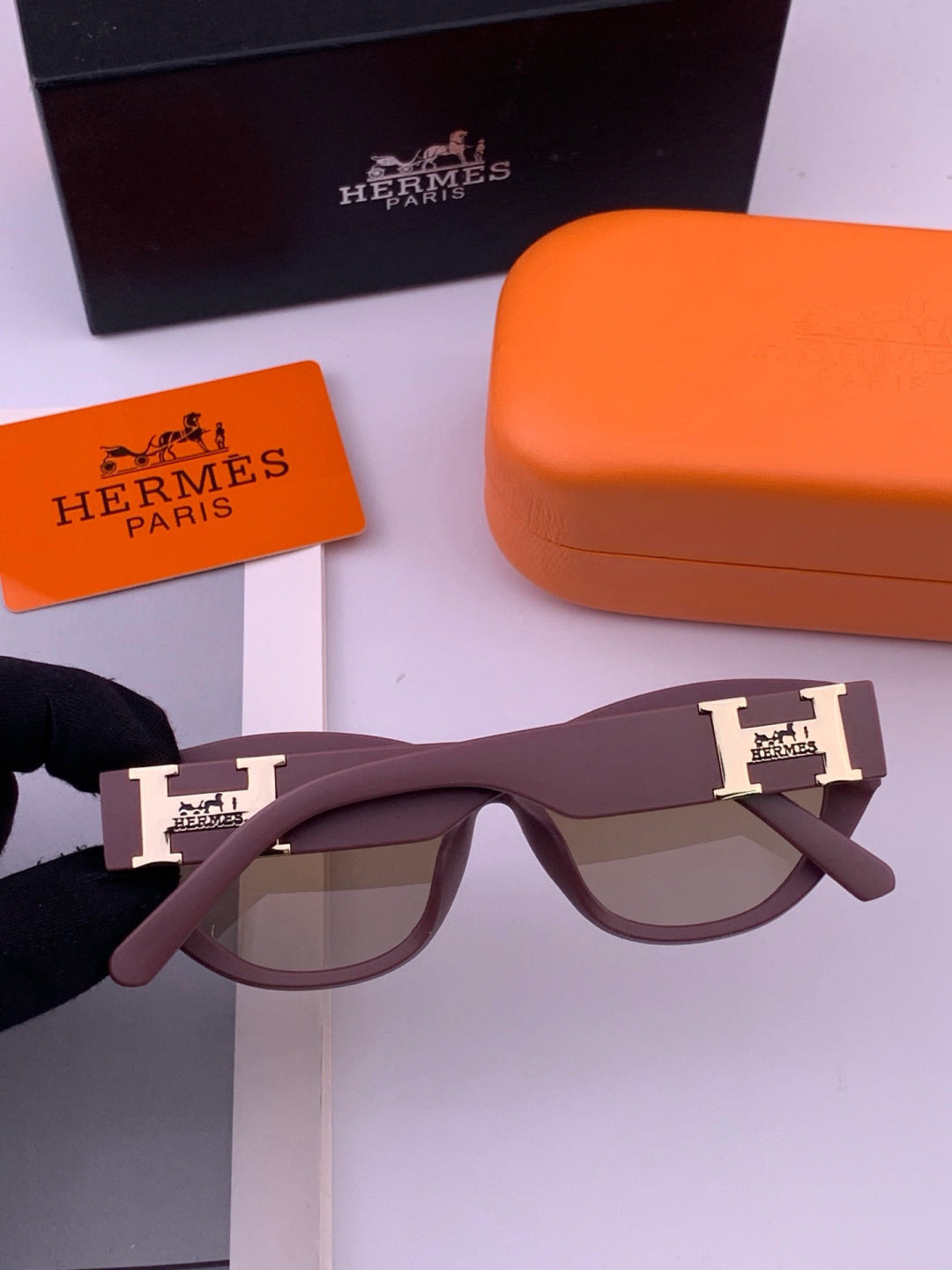 Hermès H37005 Square Red Lens Sunglasses for Men & Women - 488079 - detail image 3