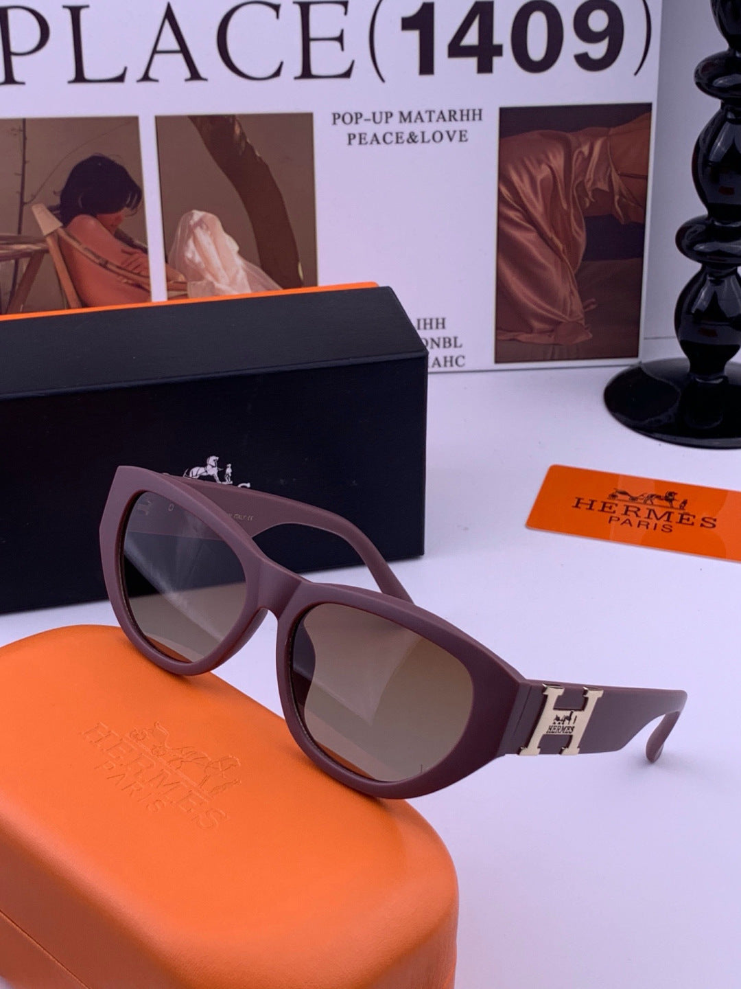 Hermès H37005 Square Red Lens Sunglasses for Men & Women - 488079