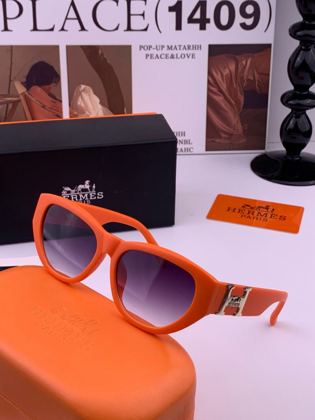 Hermès H37005 Square Red Lens Sunglasses for Men & Women - detail image 2