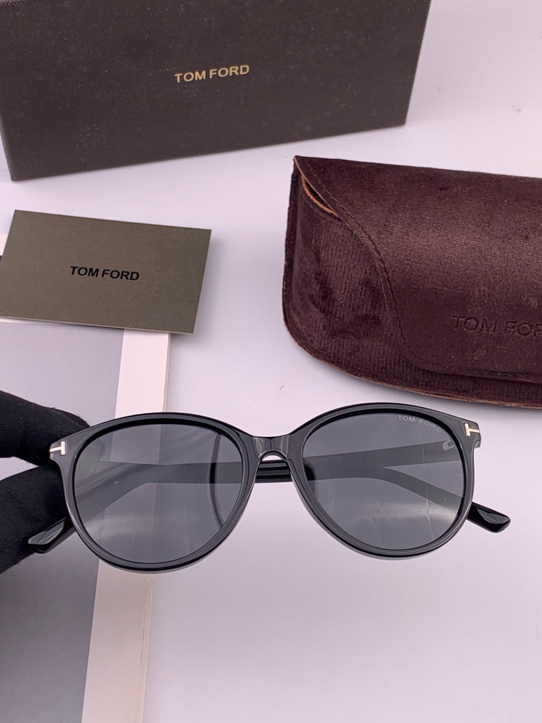 Tom Ford TF6221 Polarized Fashion Black Lens Sunglasses for Men & Women
